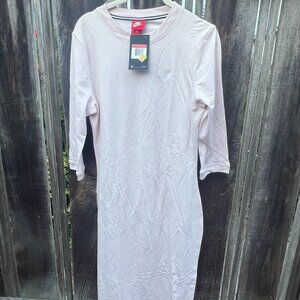 Size L - NWT - Light pink Nike bodycon shirt dress